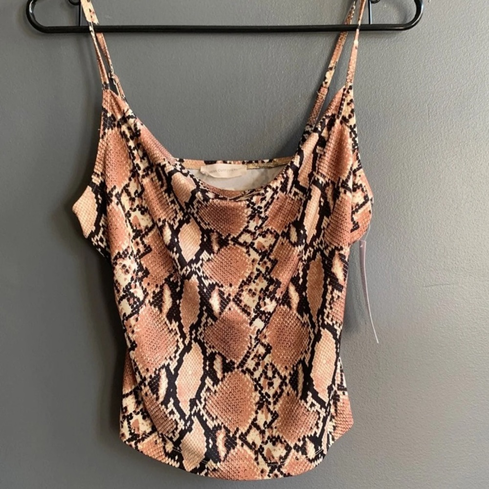🍂 NWT Urban Outfitters Cowl Neck Top - Picture 2 of 3